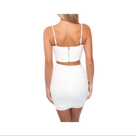 lace up crop top and skirt - Picture 3 of 3